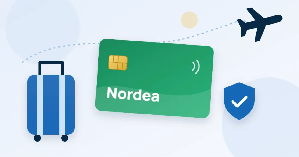 Ett grönt kreditkort med texten Nordea mellan en resväska och en sköld med bock, med ett flygplan på väg uppåt i bakgrunden.